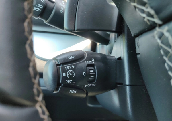 Toyota ProAce cena 199900 przebieg: 81000, rok produkcji 2022 z Ostrołęka małe 742